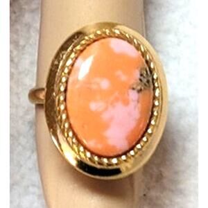 Vtg Sarah Coventry Coraline Pink Coral Cabochon Gold Tone Ring Adjustable 7.5